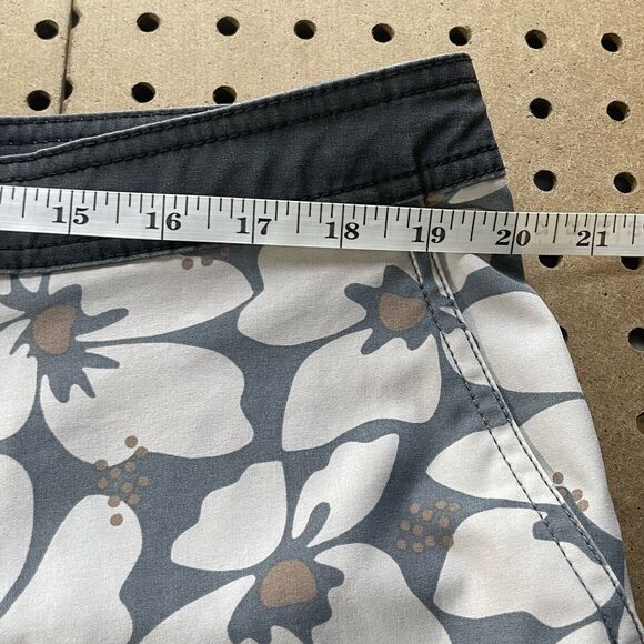 LNWOT Katin Board Shorts Swim Trunks Logo Button Fly Floral Beige Size 36 Men - Picture 8 of 10